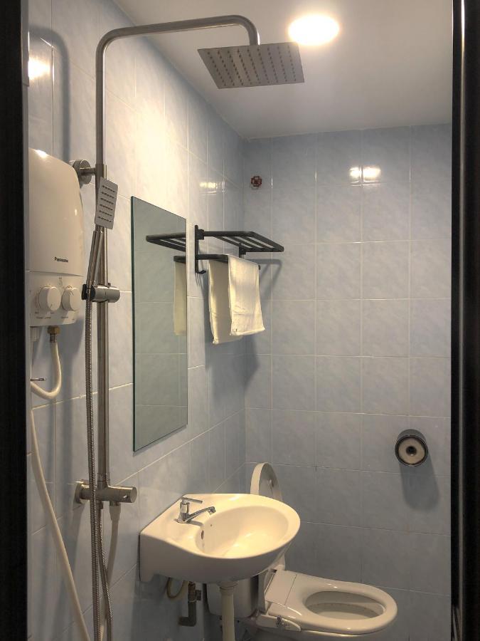 Готель Hako Xpress Skudai Baru Джохор-Бару Екстер'єр фото